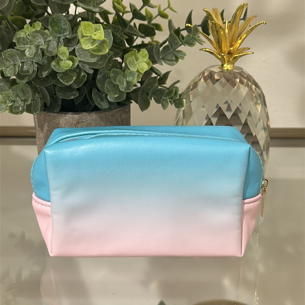 YSL Rear Gradient Cosmetic Bag - Picture 9 of 9